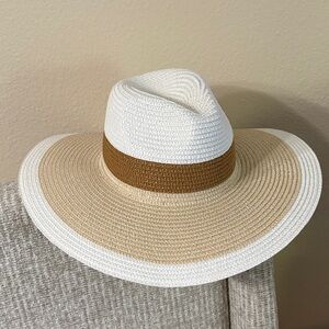 Jane & Berry White and Tan Sun Hat